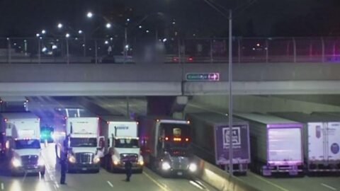 13 Truck Drivers Block Highway To Form A ‘Safety Net 1.jpg