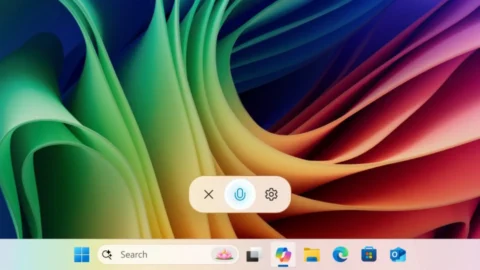 copilot windows 11 press to talk.webp