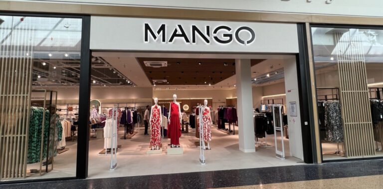 Mango Boutique Logo