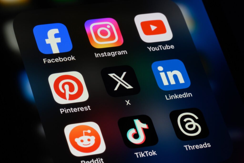 Icônes de logos de réseaux sociaux
