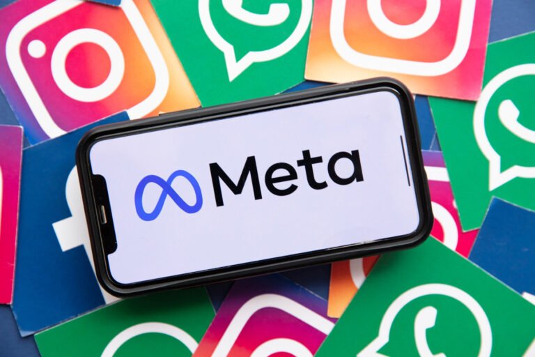 Meta Insgram WhatsApp Logo.jpg
