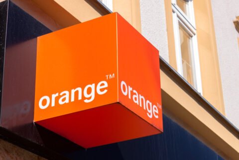 Orange teste les appels et Internet par satellite en Europe.jpg