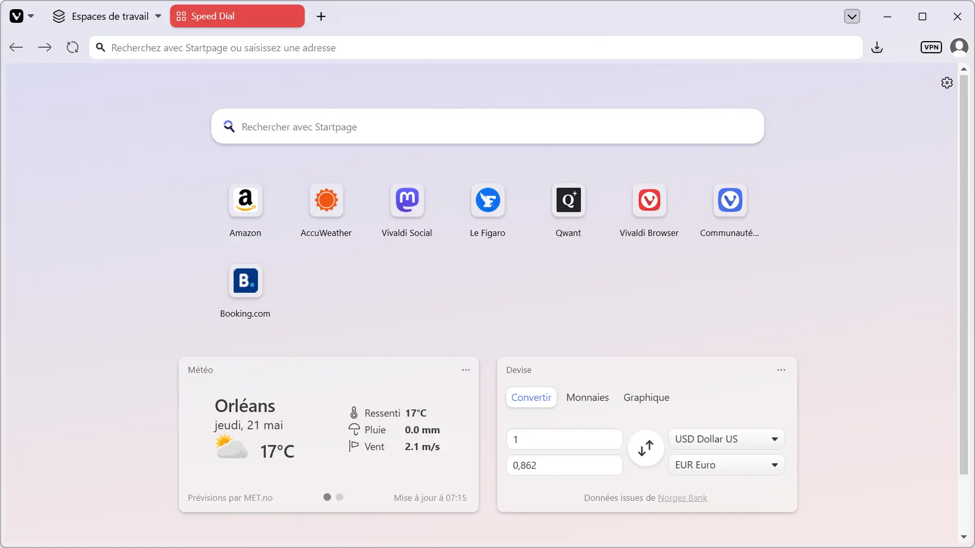 Vivaldi 8.0 avec une mise en page simple, une interface claire sans barre d'onglets visible