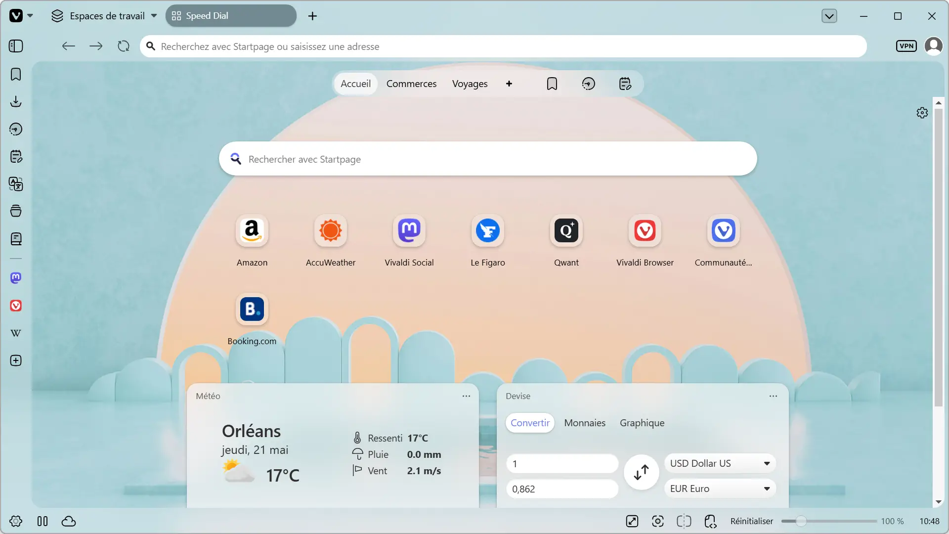 Vivaldi 8.0 avec thème Zen, fond clair dans des tons pastel avec des formes arrondies