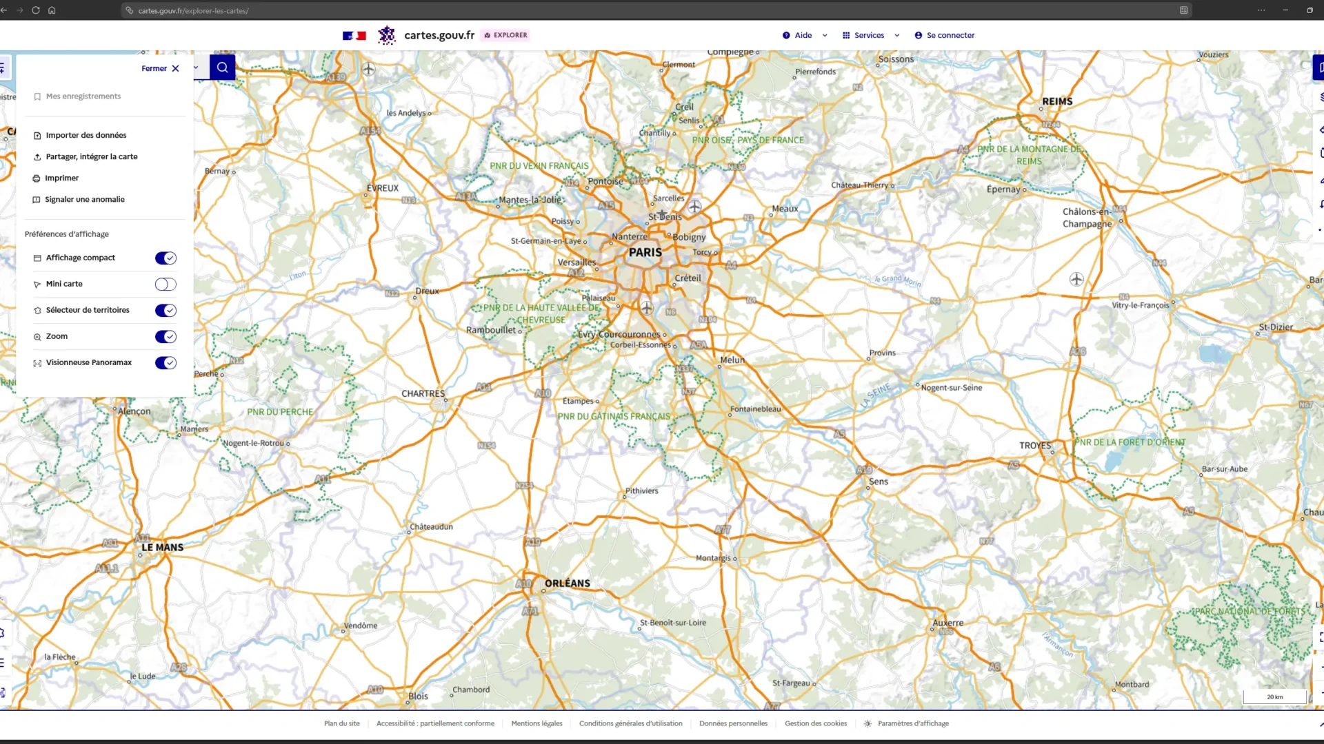Interface principale de Cartes.gouv.fr avec la carte d'Île-de-France et les outils cartographiques.