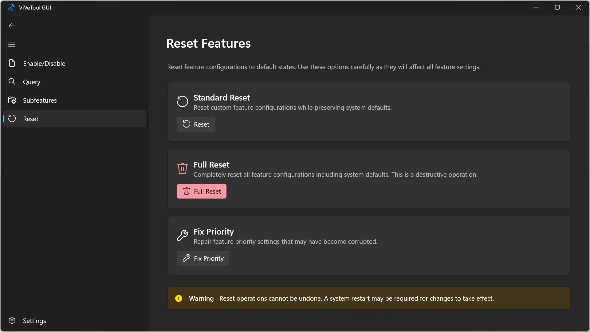 Onglet ViVeTool GUI Reset pour réinitialiser les modifications apportées aux fonctionnalités de Windows 11