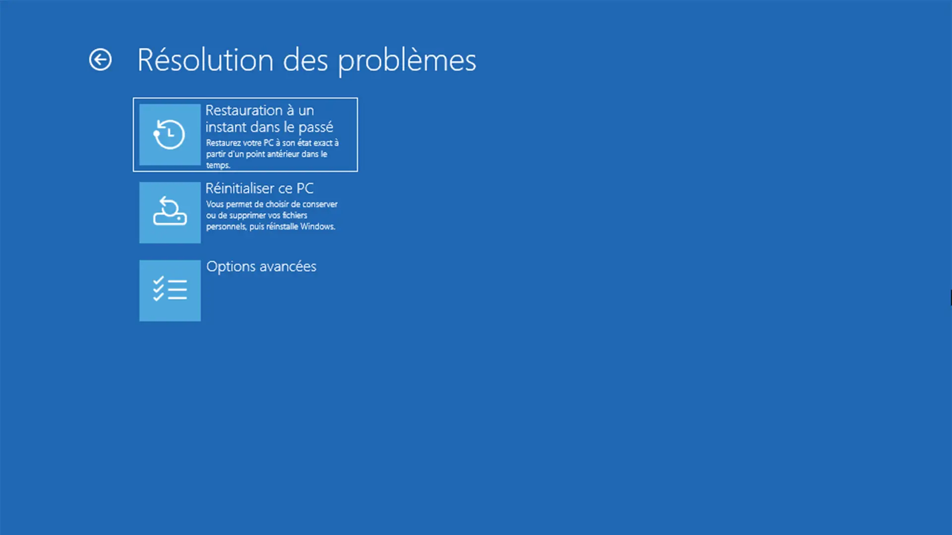 Option de restauration à un moment précis dans l'environnement de récupération Windows 11 (WinRE)