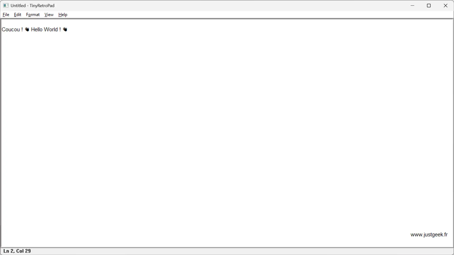 Interface TinyRetroPad affichant un document texte avec sa barre de menu et sa barre d'état