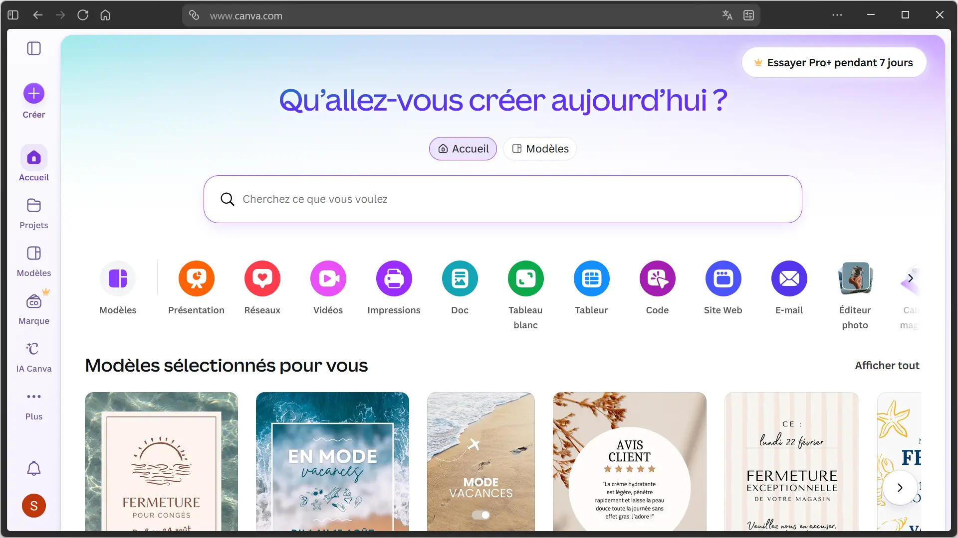 Interface Canva avec modèles et outils de conception