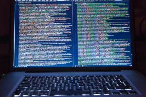 Ligne de Code Hack.jpg