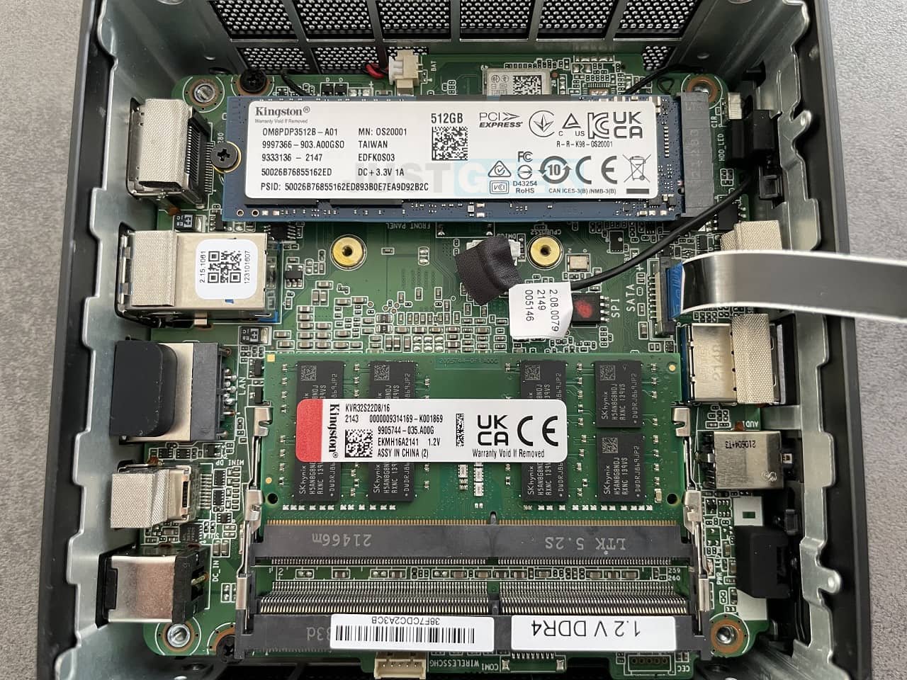 geekom mini it8 mini pc photo interieur 3