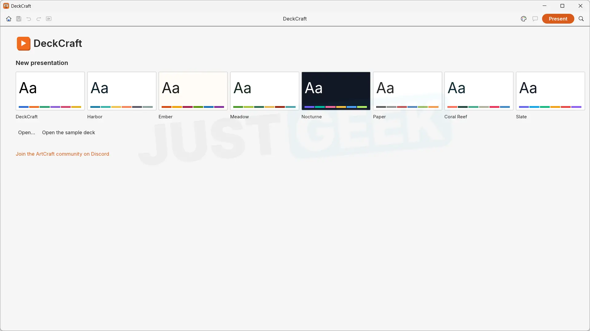 DeckCraft home screen with eight themes to create a new design, with different styles and colors